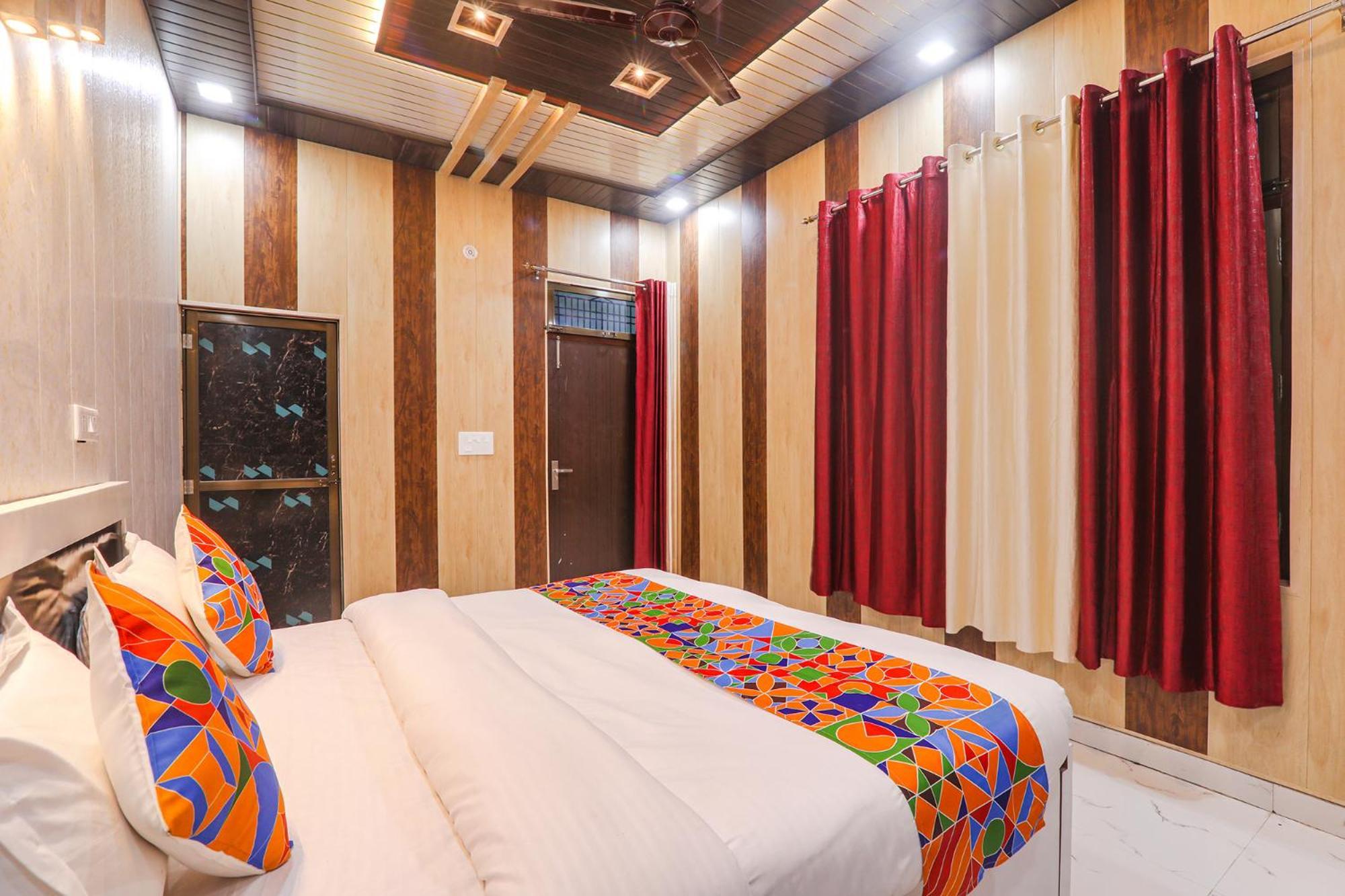 Fabhotel Uma Yugul Ayodhya Εξωτερικό φωτογραφία