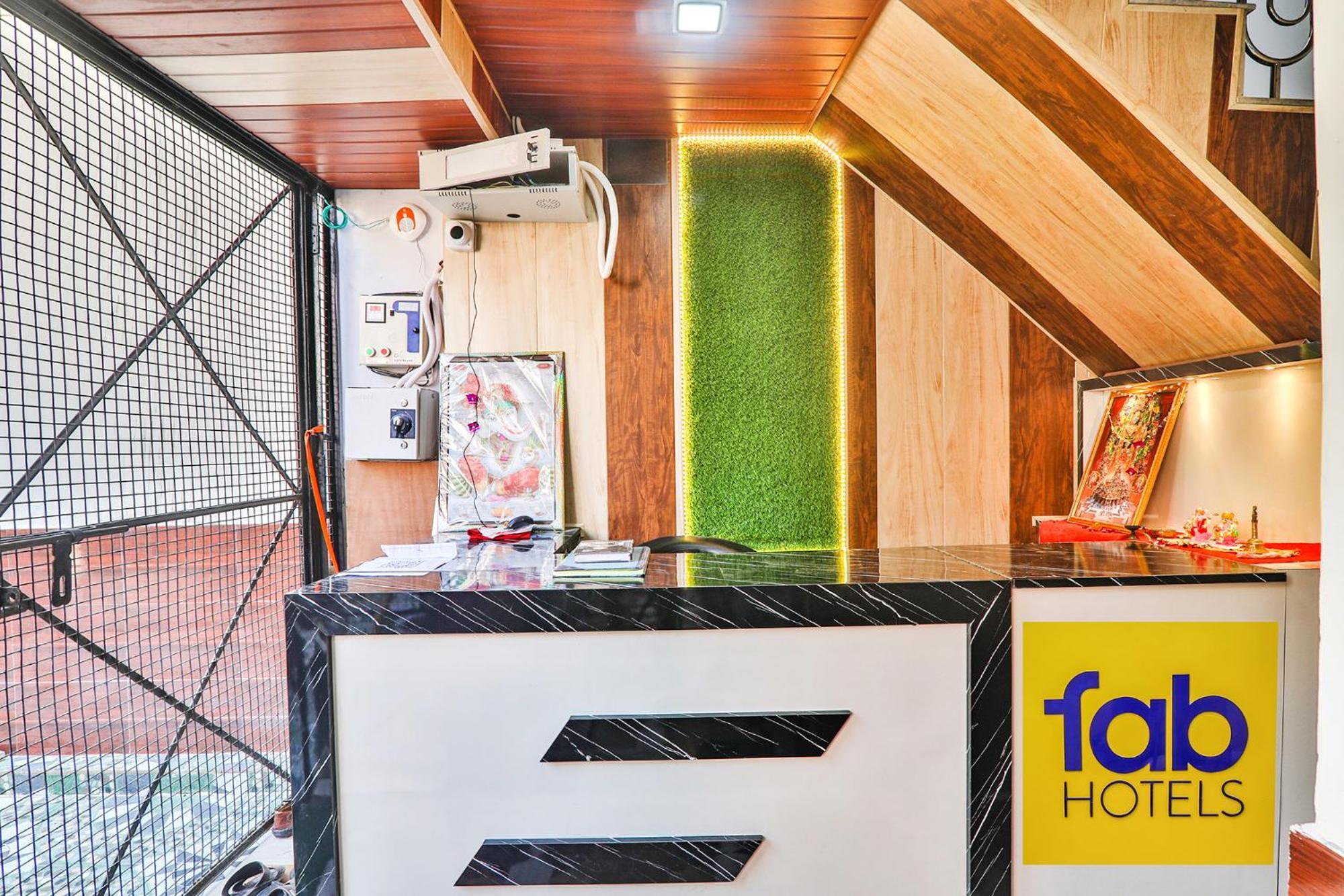 Fabhotel Uma Yugul Ayodhya Εξωτερικό φωτογραφία